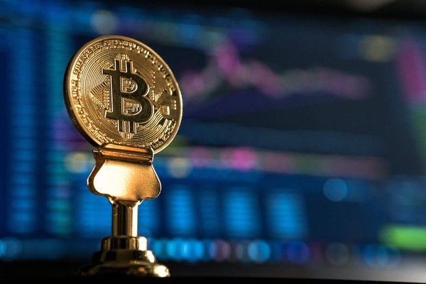 Blockchain et entreprise : applications pratiques